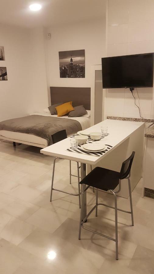 Alcazaba Home City Centre Малага Екстериор снимка